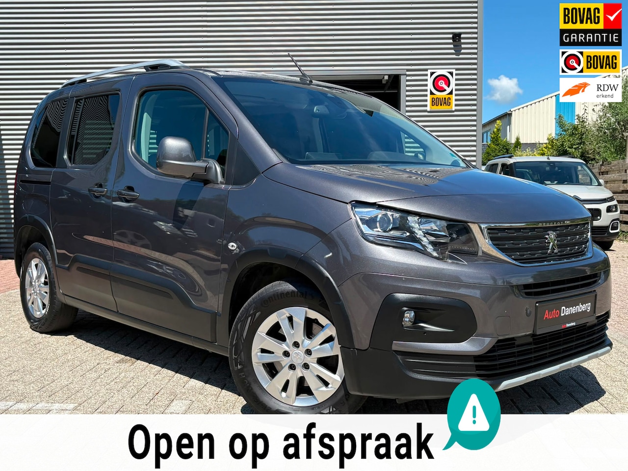 Peugeot Rifter - 1.2 Puretech Allure PANO, NIEUWE-DISTRIBUTIE,GARANTIE - AutoWereld.nl