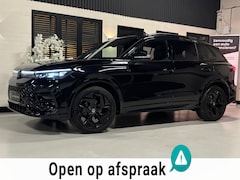 Volkswagen Tiguan - 1.5 eTSI R-Line |Pano|HuD|Massage|Leder|Blindspot|Cam|Stoelverkoeling|
