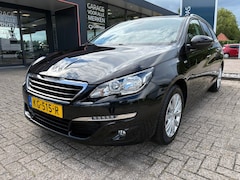 Peugeot 308 - 1.2 SW PureTech Style Trekhaak - Clima - Pano
