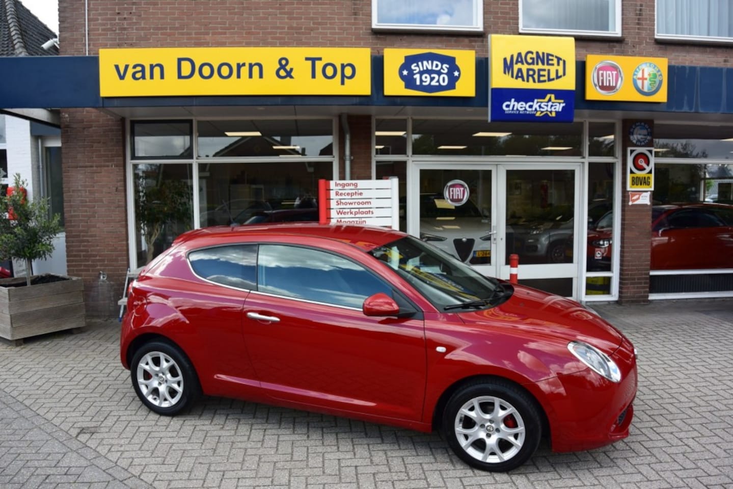 Alfa Romeo MiTo - 0.9 T. AIR ESCLUSIVO / Nav / Cruise / Trekhaak / Leer - AutoWereld.nl