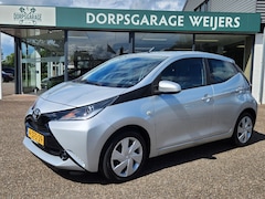 Toyota Aygo - 1.0 VVT-I X-Play, Camera, Airco, NL-Auto, Bluetooth,