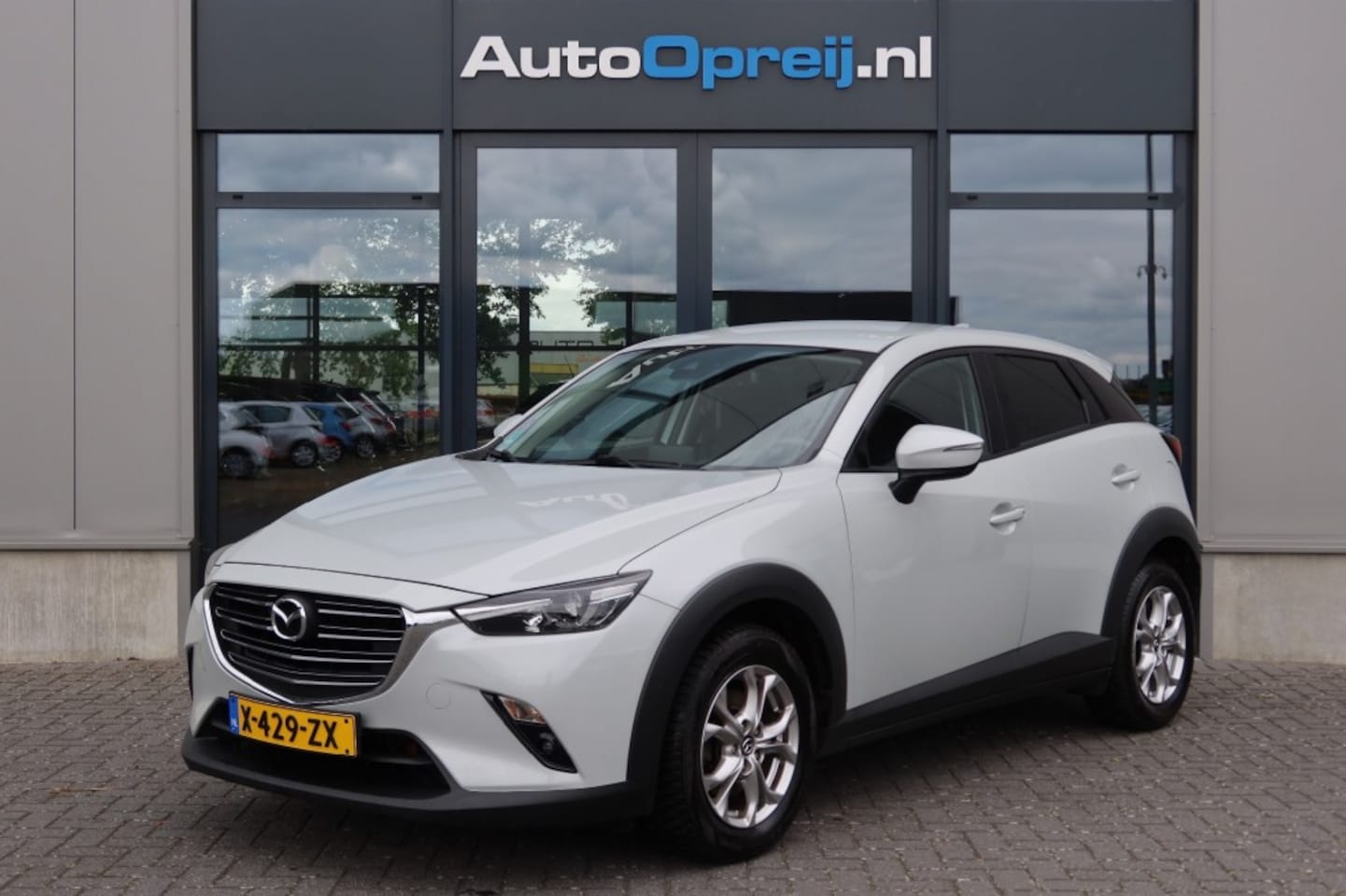 Mazda CX-3 - 2.0 SkyActive 120pk TS+ NAVi, Cruise, PDC, Stoelverwarming, Trekhaak afnb. - AutoWereld.nl