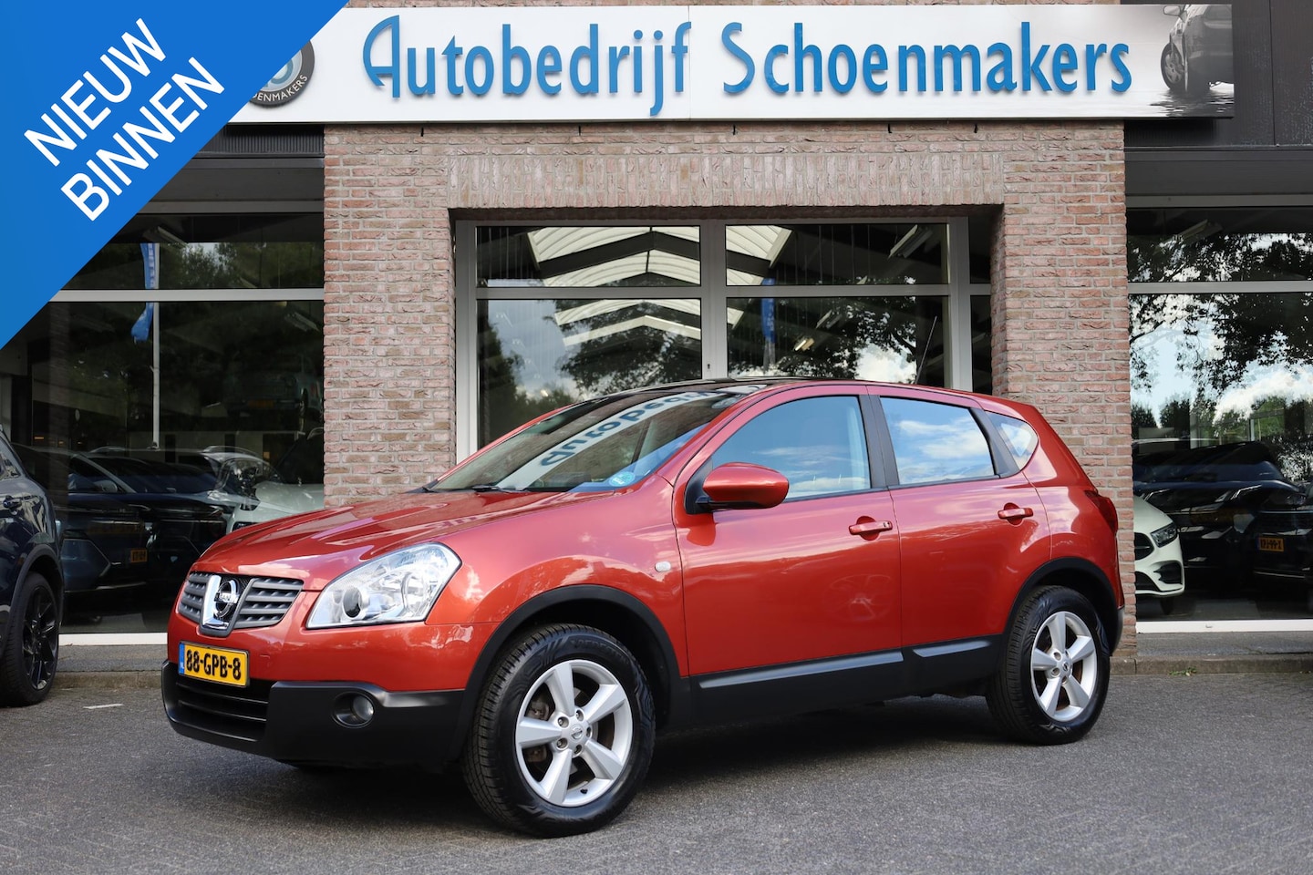Nissan Qashqai - 2.0 Tekna Premium LAGE-KM + NAP!! CAMERA TREKHAAK NAP PANO DAB CRUISE CLIMA ALL-SEASONS EN - AutoWereld.nl