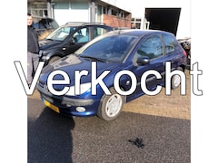 Peugeot 206 - 1.4 Gentry Apk 02-07-2027