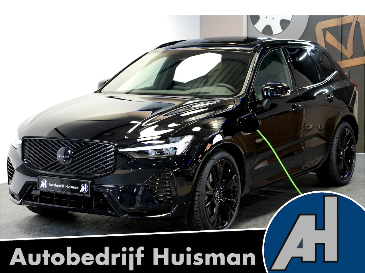 Volvo XC60 - 2.0 T6 AWD 247kW/336pk Aut8 MJ2027, NIEUW €82.042! Plug-in Ultra Black Ed. LUCHTVERING + H - AutoWereld.nl
