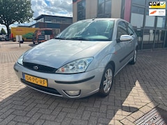 Ford Focus - 1.6-16V Futura