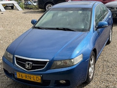 Honda Accord - 2.0i Sport Plus Leer Pano StoelVerwarming Parkeersensoren Clima Cruise