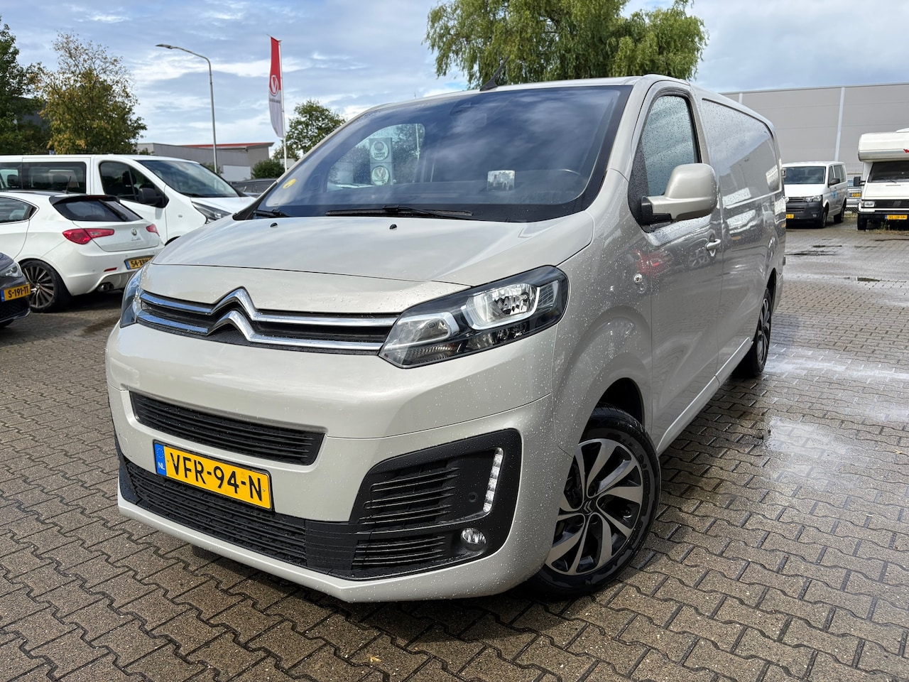 Citroën Jumpy - 2.0 BlueHDI 180 XL Driver AUTOMAAT (RIJKLAARPRIJS/BOVAG) - AutoWereld.nl