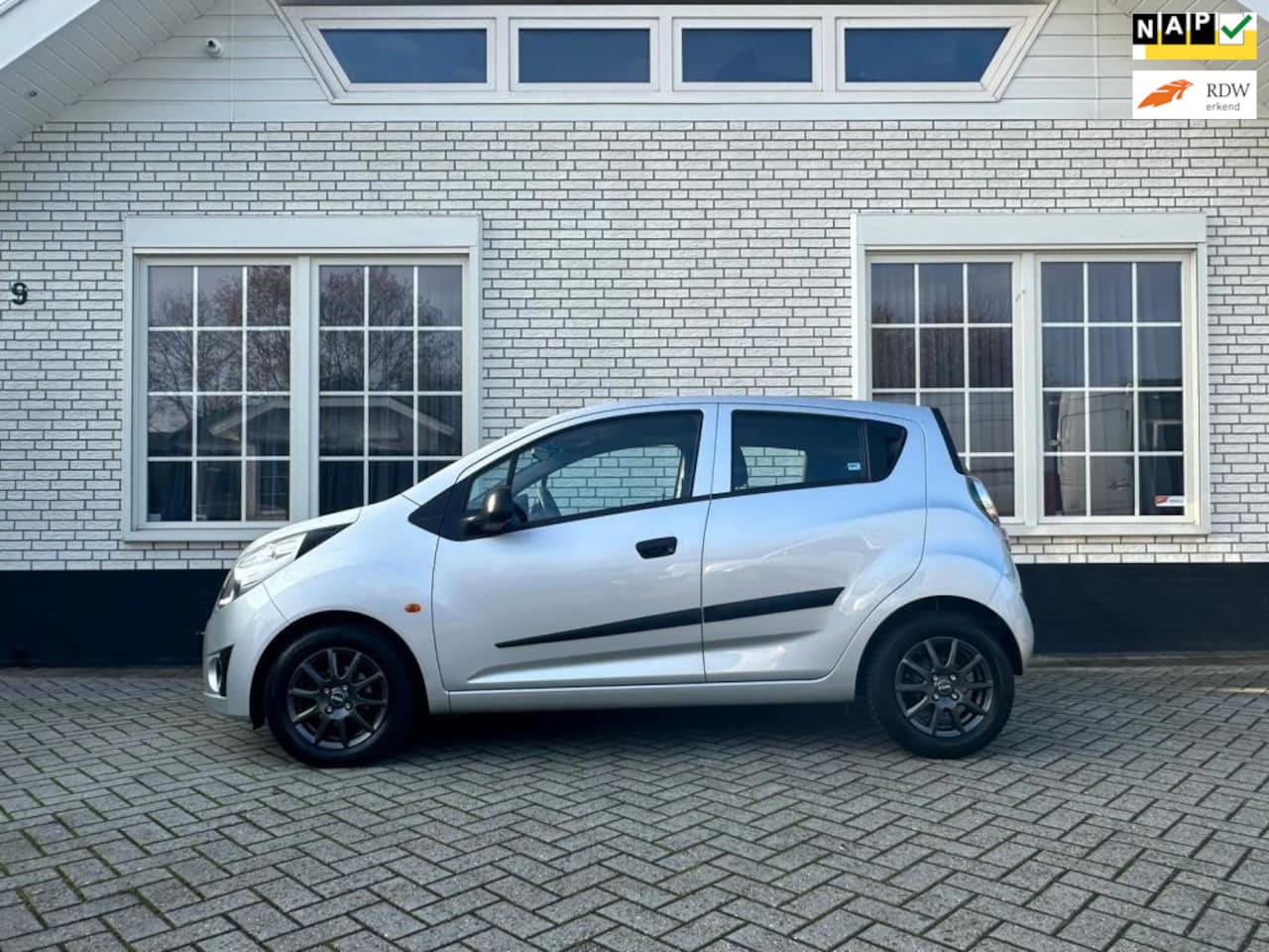 Chevrolet Spark - 1.0 16V uniek lage kmstand van 78500 nap - AutoWereld.nl