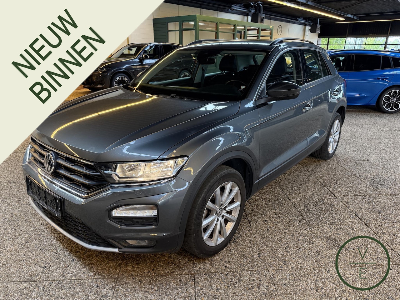 Volkswagen T-Roc - 1.5 TSI Style | 51.000KM !! | Camera | Trekhaak | Adaptive | CarPlay | - AutoWereld.nl