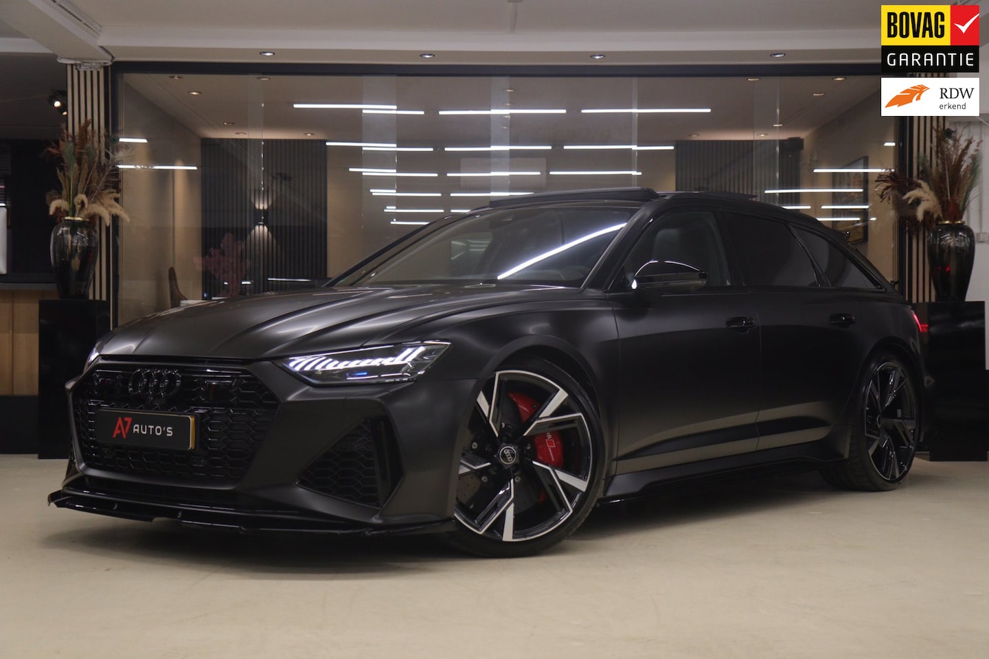 Audi RS6 - Avant RS TFSI quattro Dynamic+ /CERAMIC/PANO/360/SOFTC/BOMVOL - AutoWereld.nl