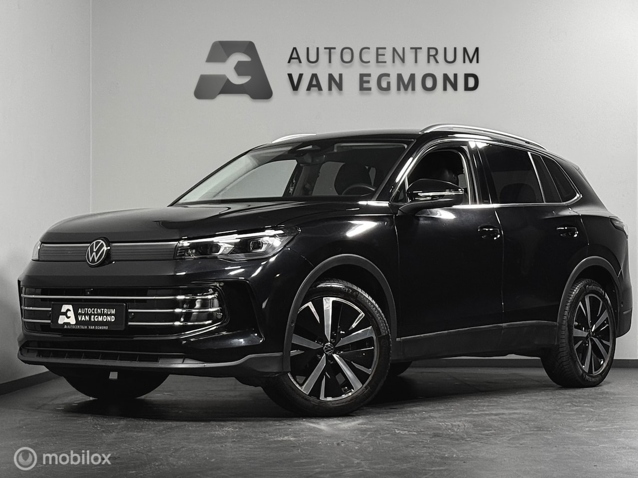 Volkswagen Tiguan - 1.5 eTSI Elegance | TREKHAAK | 360 | ACC - AutoWereld.nl
