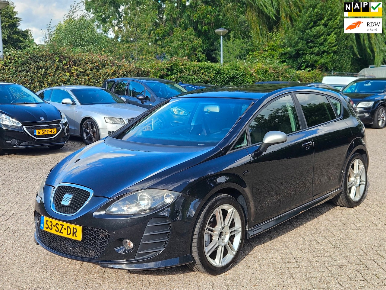 SEAT Leon - 1.6 Reference|Airco|Fr pakket|Nw Apk 09-2027! - AutoWereld.nl