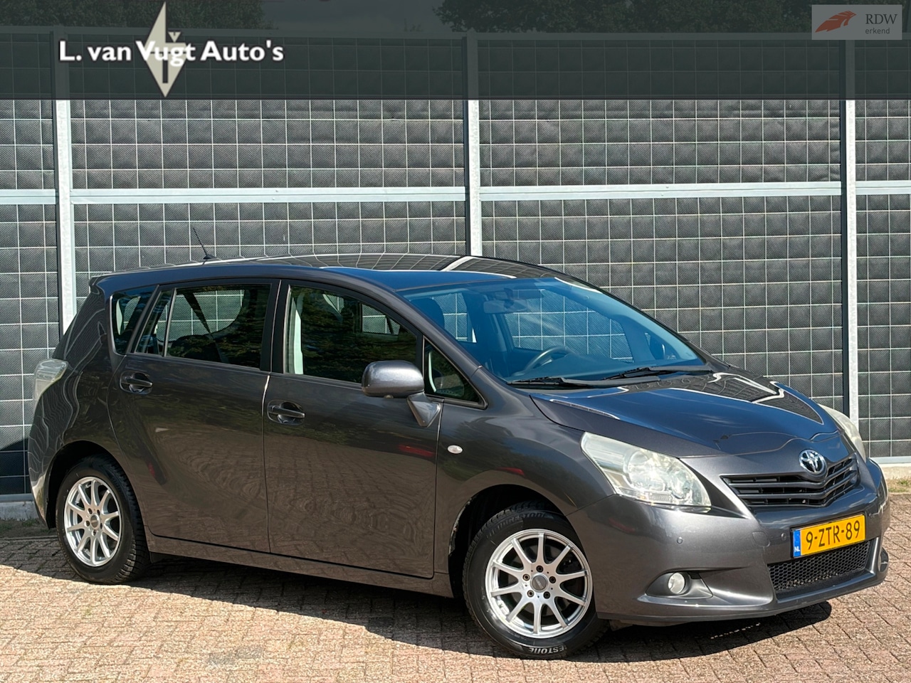 Toyota Verso - 1.6 VVT-i |Aspiration | Pano | incl. 12 mnd. Garantie - AutoWereld.nl