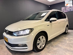 Volkswagen Touran - 1.6 TDI SCR Connected Series 7P CARPLAY CAMERA APK 2028