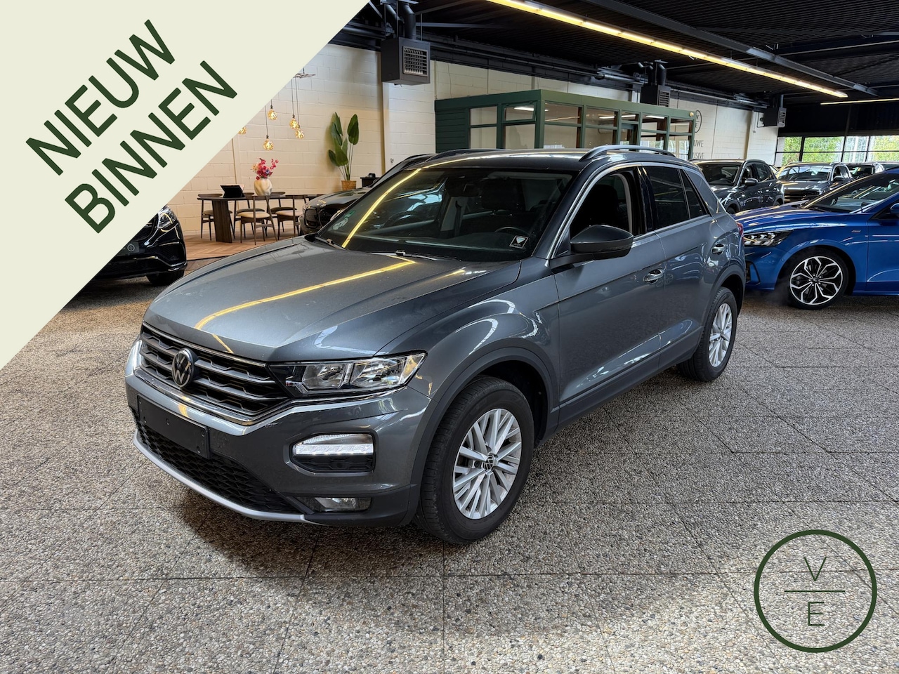 Volkswagen T-Roc - 1.5 TSI Style | 57.000KM !! | Camera | Adaptive | Clima | - AutoWereld.nl