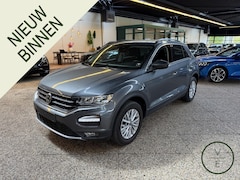 Volkswagen T-Roc - 1.5 TSI Style | 57.000KM | Camera | Adaptive | Clima |