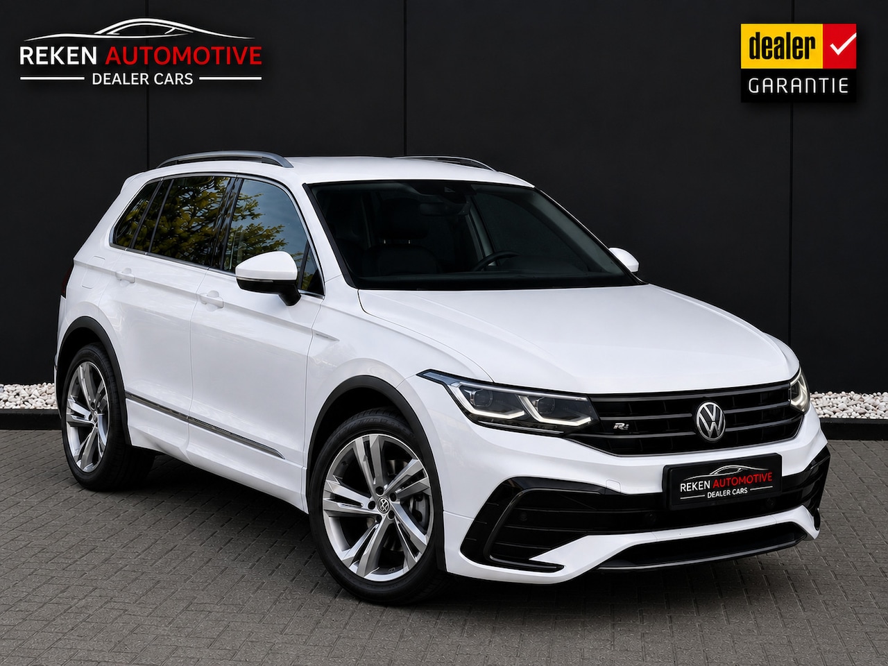 Volkswagen Tiguan - 1.4 TSI eHybrid R-Line Virtual Carplay Acc - AutoWereld.nl