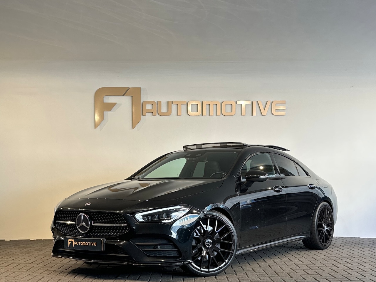 Mercedes-Benz CLA-Klasse - 250 Premium Plus Pano|Burmeister|Sfeer|Camera|Lane - AutoWereld.nl
