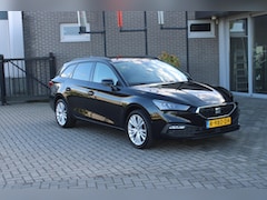 SEAT Leon Sportstourer - 1.0 TSI Style Business Intense Led/17inch/Adaptive