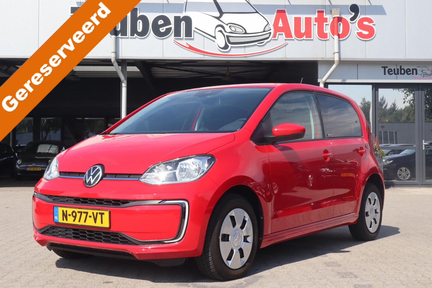 Volkswagen e-Up! - e-up! Style | SOH 94,2 % | Camera | Voorruitverwarming | Stoelverwarming | Cruise | Clima - AutoWereld.nl