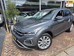 Volkswagen T-Roc - 1.5 TSI R-Line Business+, automaat, trekhaak