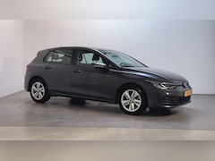 Volkswagen Golf - 1.0 TSI 110pk Life Sfeerverlichting App-Connect Parkeersensoren DAB+