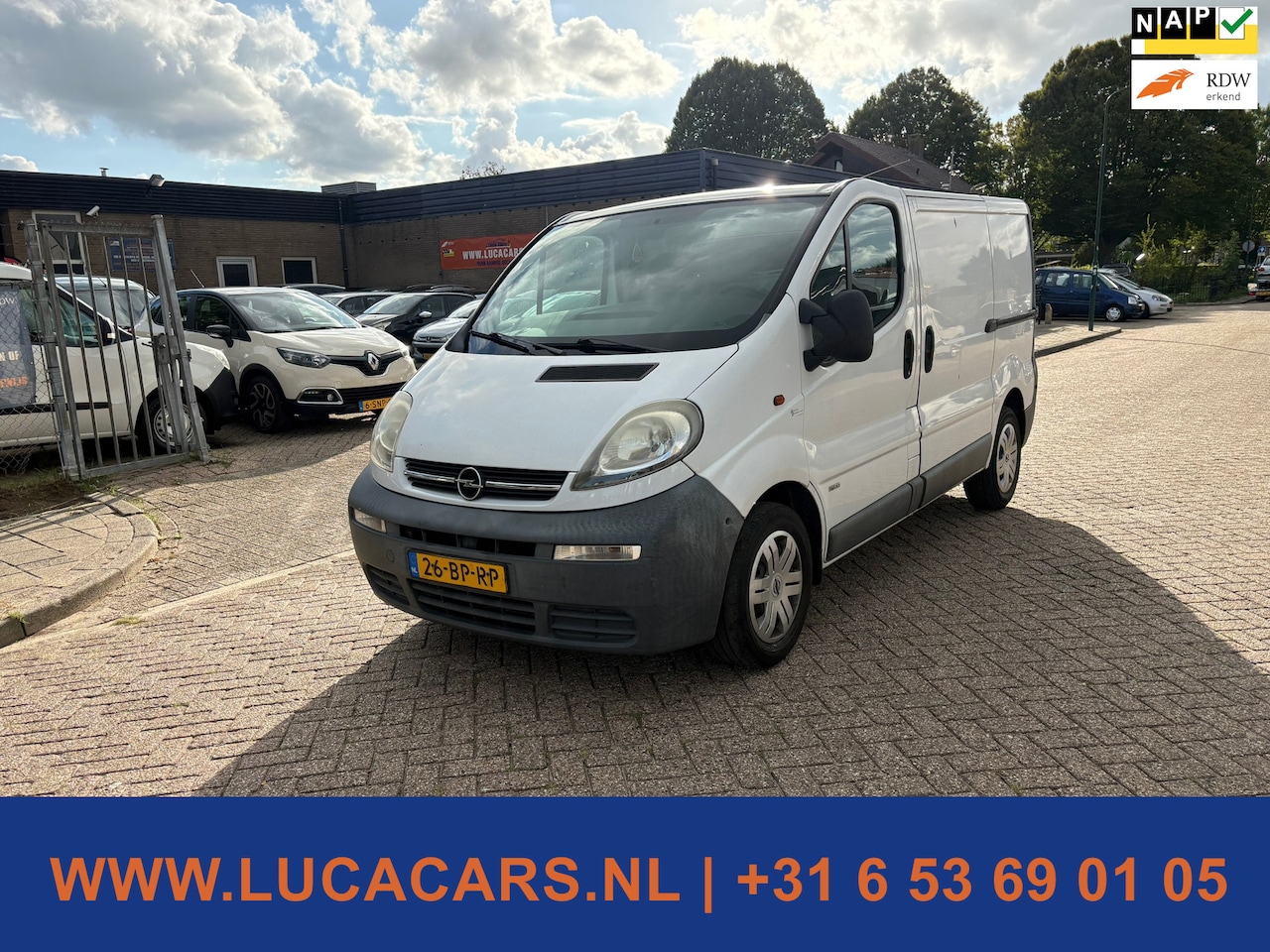 Opel Vivaro - 1.9 DTI L1 H1 2900 kg 1.9 DTI L1H1 2900 kg Airco - AutoWereld.nl