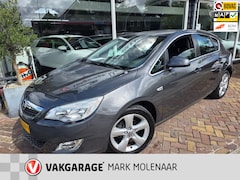 Opel Astra - 1.4 Turbo Cosmo, goed onderhouden auto, trekhaak