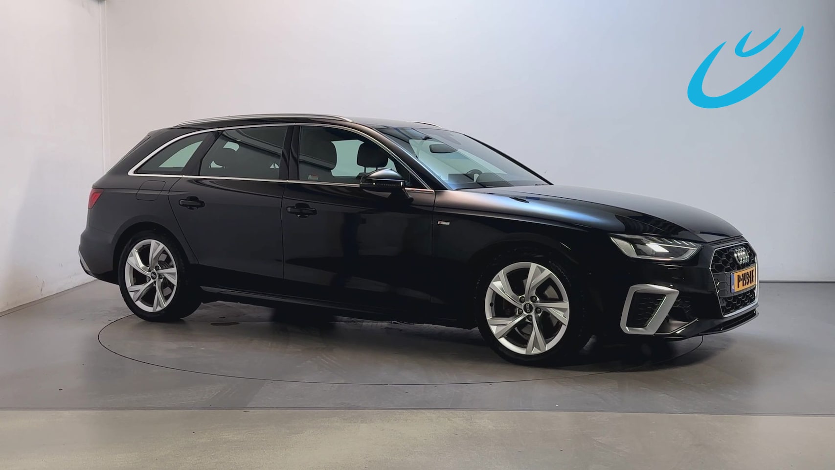 Audi A4 Avant - 35 TFSI S Edition Competition LED Stoelverwarming Camera DAB+ Navigatie - AutoWereld.nl