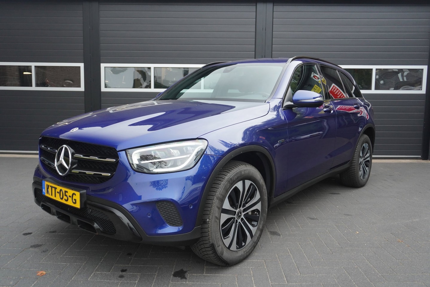 Mercedes-Benz GLC-klasse - 300e 4MATIC Camera/Carplay/Elec climate control/Navi/Cruise/Park.sensoren/Dodehoek detecto - AutoWereld.nl