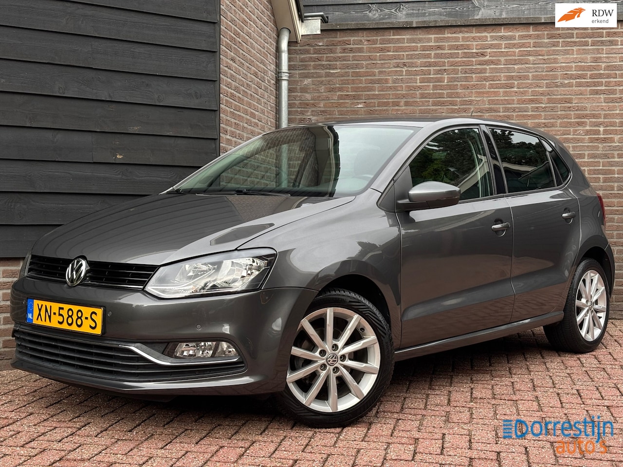 Volkswagen Polo - 1.2 TSI Highline | PDC | Cruise | 16inch | 5-deurs - AutoWereld.nl
