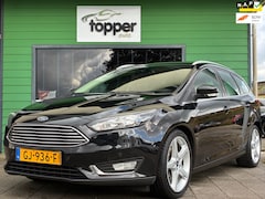 Ford Focus Wagon - 1.0 Titanium Edition|1e Eigenaar|D-riem v.v.|Navigatie|Cruise|Climatronic|Trekhaak|PDC|Nie