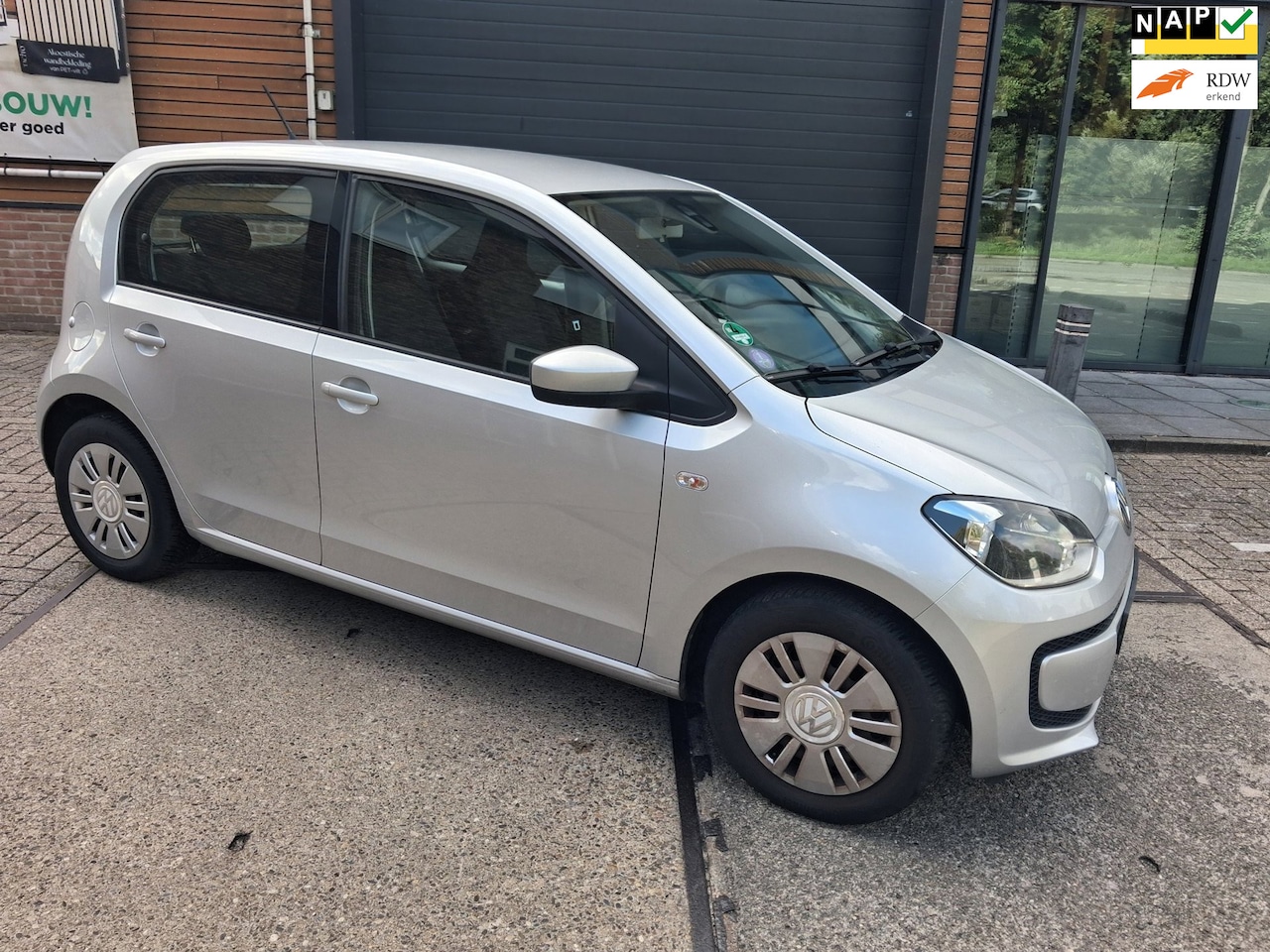 Volkswagen Up! - 1.0 move up! BlueMotion 1.0 move up! BlueMotion - AutoWereld.nl