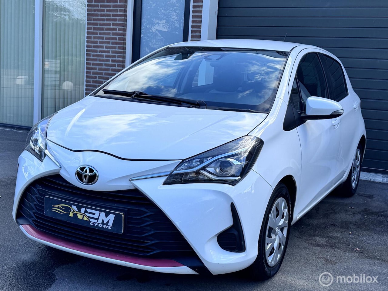 Toyota Yaris - 1.5 VVT-i Active 1.5 VVT-i Active - AutoWereld.nl