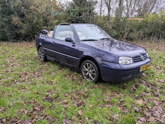 Volkswagen Golf Cabriolet - 2.0 Highline