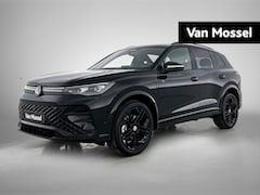 Volkswagen Tiguan - 1.5 eHybrid R-Line Edition 204 PK Plug in Hybride | Panoramadak | Black Style | Apple Carp