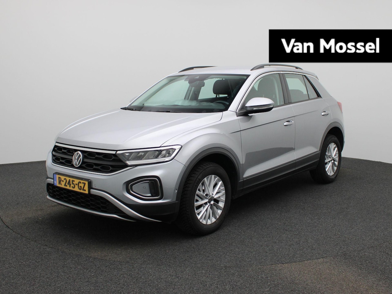 Volkswagen T-Roc - 1.0 TSI Life 110 PK| Origineel Nederlands | Climatronic | Parkeersensoren | Apple Carplay - AutoWereld.nl