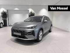 Volkswagen T-Roc - 1.5 eTsi Life First Edition 116 PK Automaat | Keyless access | 18" Lichtmetalen velgen | L