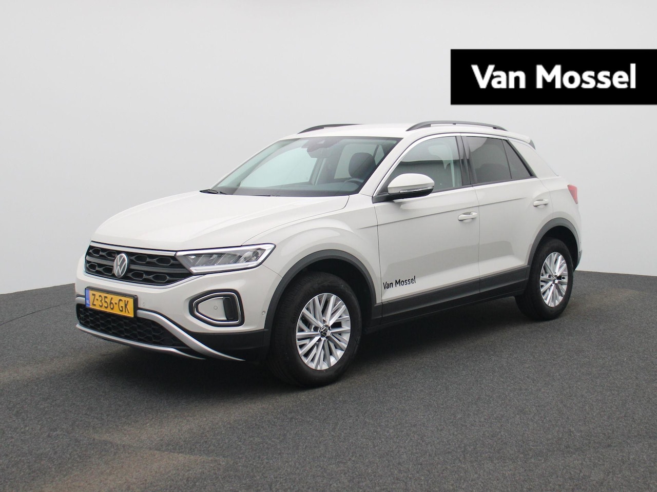 Volkswagen T-Roc - 1.0 TSI Life | Navigatie | Draadloze Apple Carplay | Adaptieve cruise control | Travel Ass - AutoWereld.nl