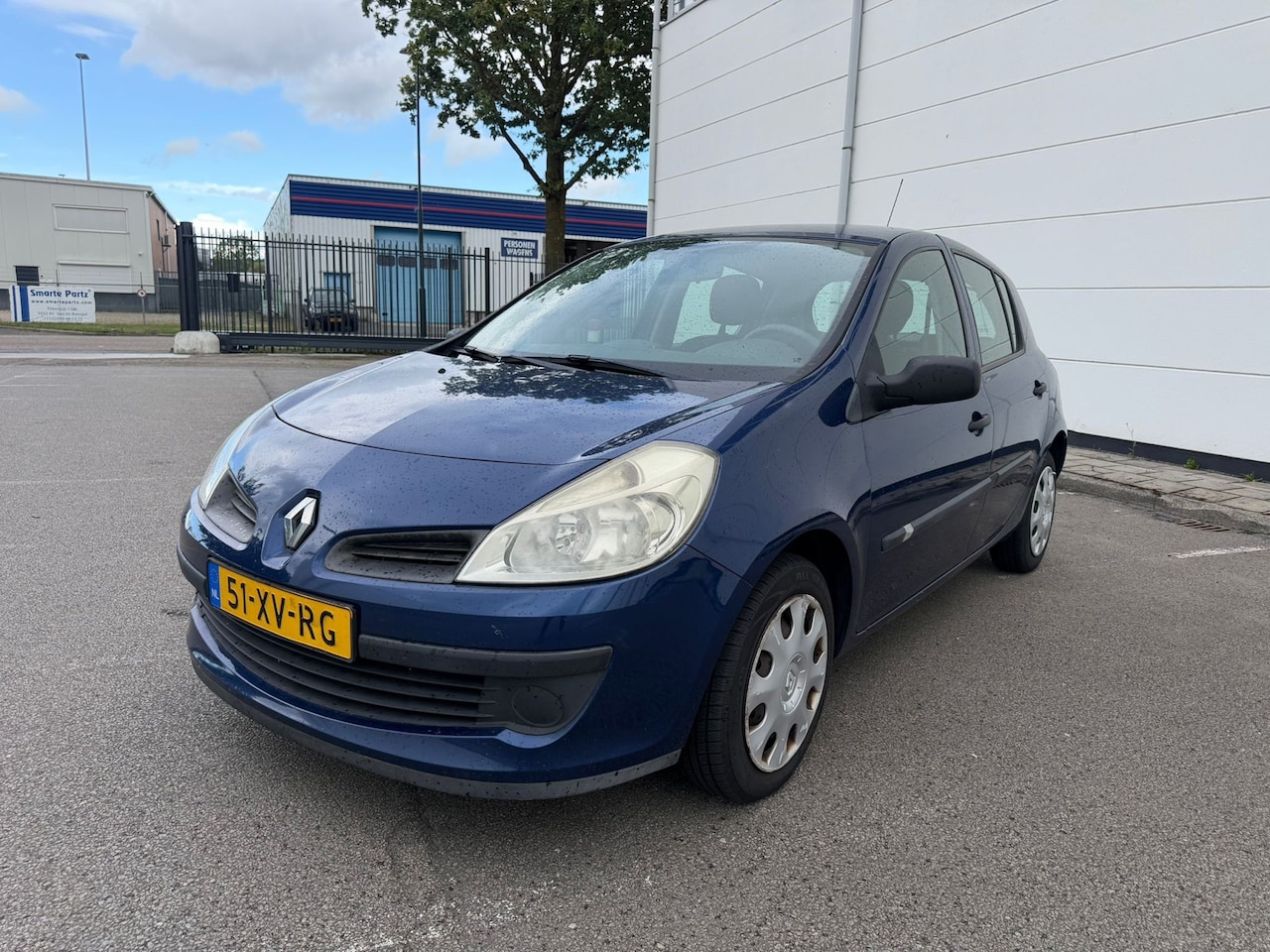 Renault Clio - 1.2-16V Business Line Nap Airco 5Deurs Isofix APK TOT 24-02-2027 - AutoWereld.nl