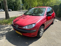 Peugeot 206 - 1.1 X-Design