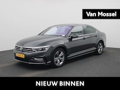 Volkswagen Passat - 1.5 TSI R-Line Business + AUTOMAAT | NAVIGATIE | CAMERA | MASSAGE | STOELVERWARMING