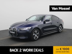 BMW i4 - eDrive40 | Automaat | Apple Carplay | Camera | Parkeersensoren | Harman/Kardon |