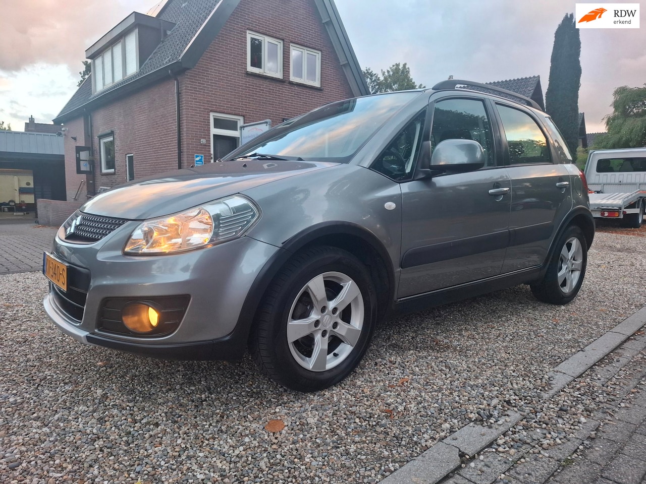 Suzuki SX4 - 1.6 Exclusive climat trekhaak nwe APK - AutoWereld.nl