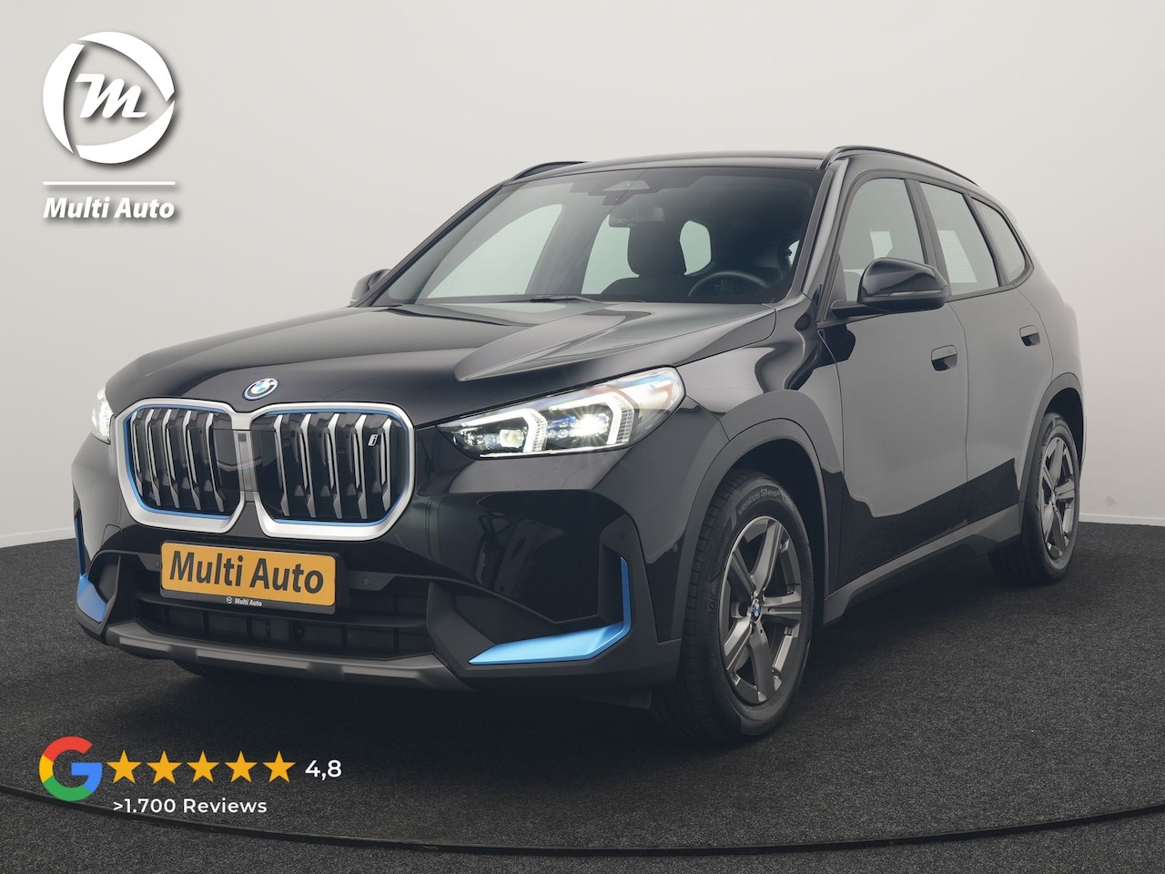 BMW iX1 - xDrive30 67 kWh 313pk Dealer O.H. | Trekhaak Af Fabriek | Camera | Adaptief M Onderstel | - AutoWereld.nl