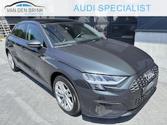 Audi A3 Sportback - 40 TFSIe Black Pano CarPlay