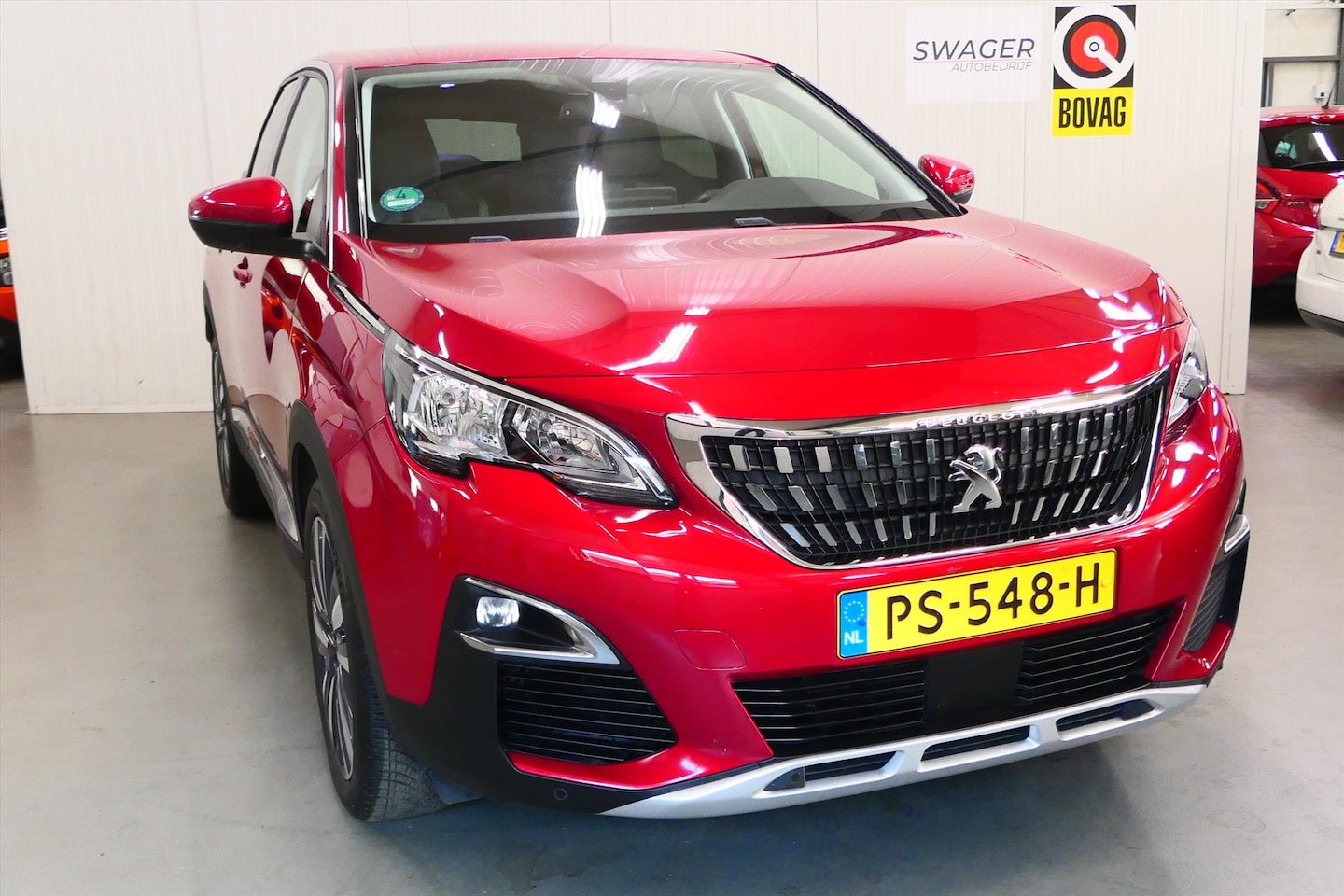 Peugeot 3008 - 1.2 PureTech Allure 1.2 PureTech 130pk Allure - AutoWereld.nl