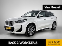 BMW X1 - xDrive25e | M-SPORT | PANORAMADAK | LEER | 360 CAMERA | STOELVERWARMING | HEAD-UP
