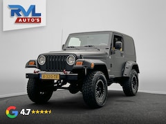 Jeep Wrangler - 4.0i Hardtop TJ Automaat Airco Apple Car play Matte zwarte Wrap